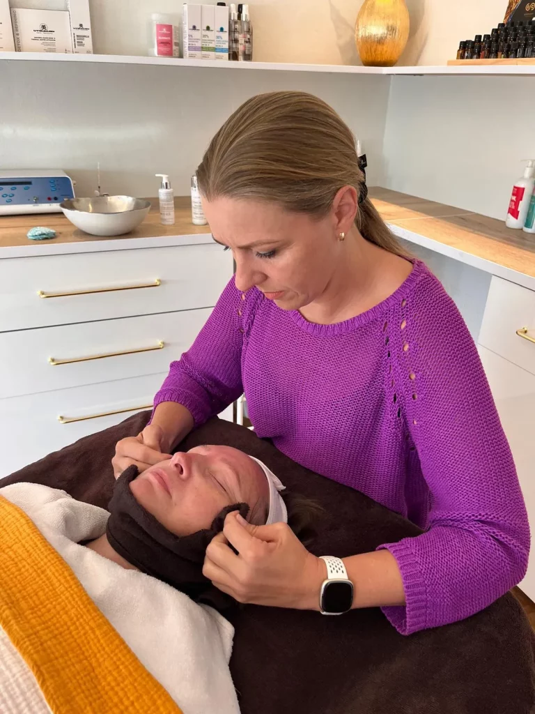 Kosmetikstudio Straubing Kristina Menger Gesichtsbehandlung